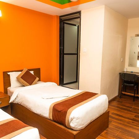 Kathmandu Peace Hotel Buitenkant foto