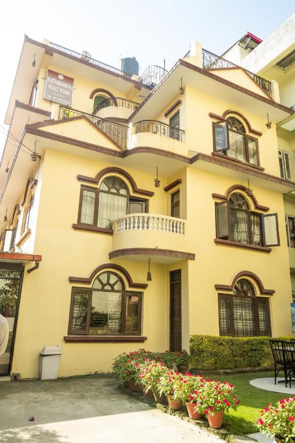 Kathmandu Peace Hotel Buitenkant foto