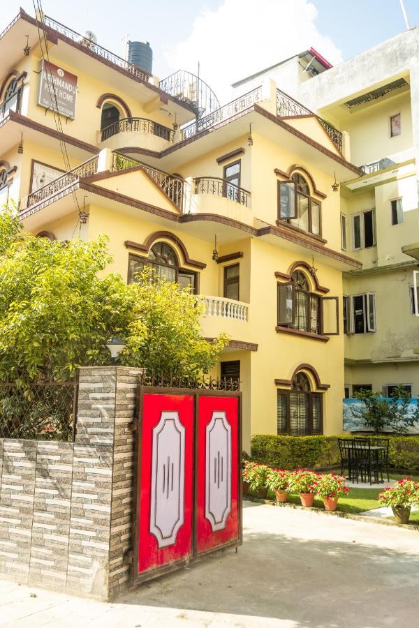 Kathmandu Peace Hotel Buitenkant foto